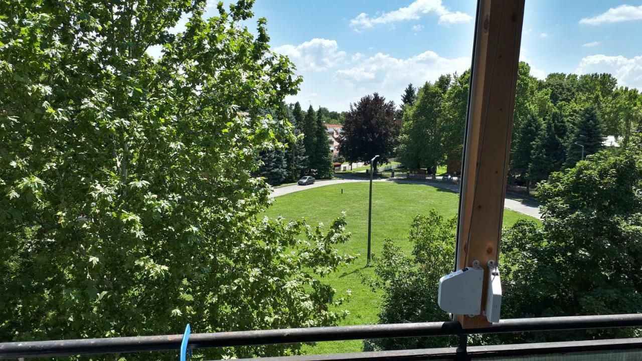 Angi Apartman- Nagyszeru Elhelyezkedes, Vendegkozpontu Szallashely-Szolgaltatas Apartment Harkany Luaran gambar